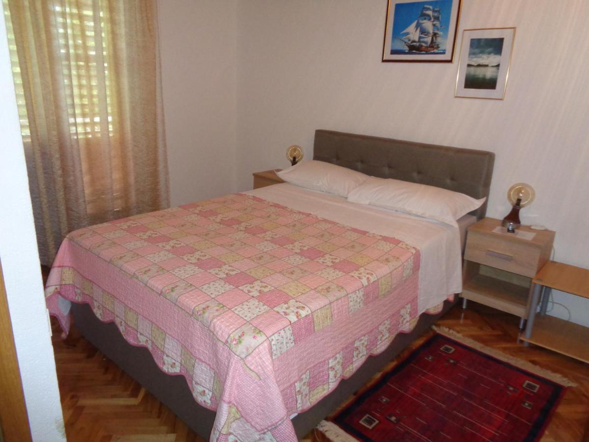 Pansion Danijela Hotell Rogoznica  Exteriör bild