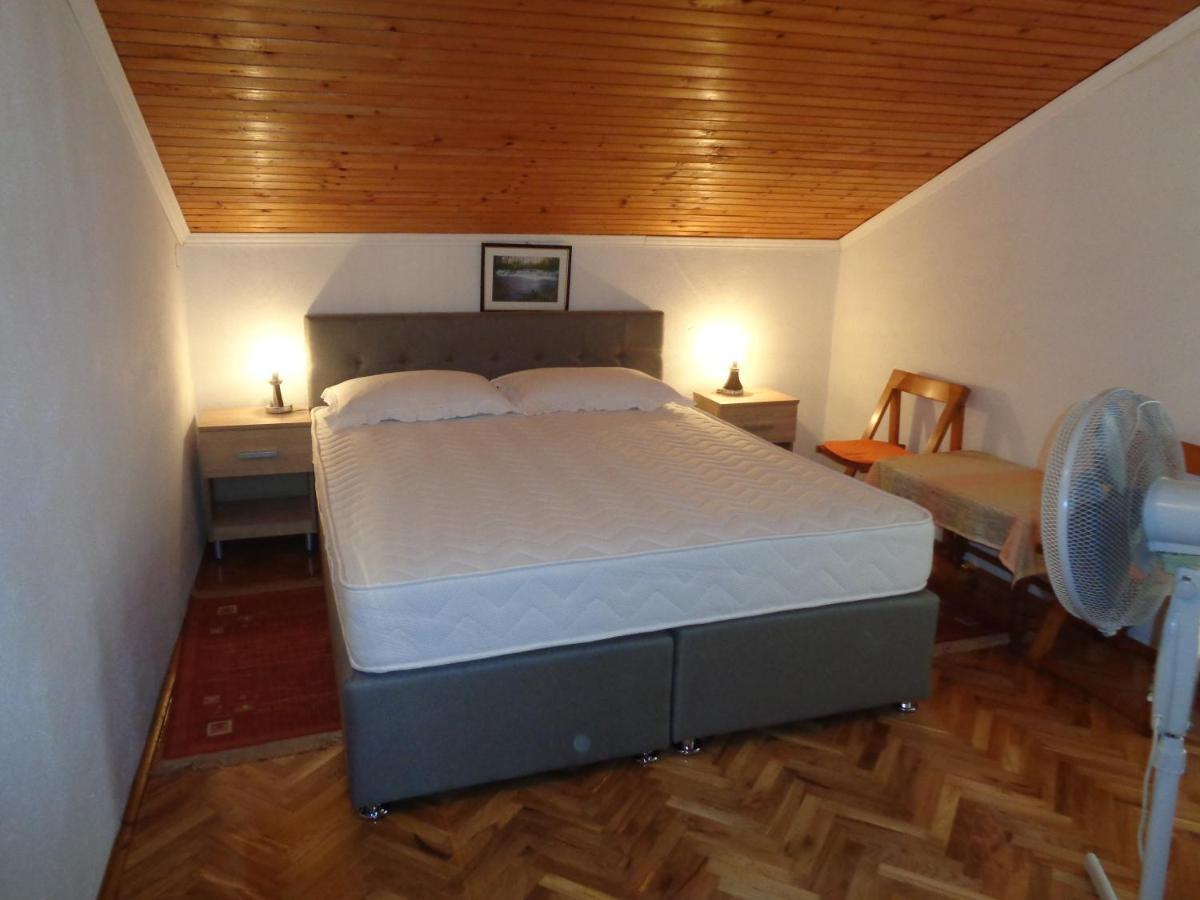 Pansion Danijela Hotell Rogoznica  Exteriör bild
