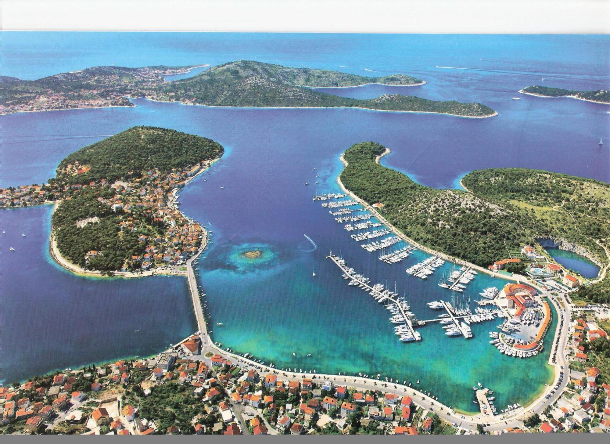 Pansion Danijela Hotell Rogoznica  Exteriör bild